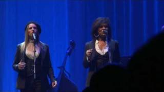 Chicago, First we take Manhattan, Leonard Cohen, Rosemont theatre, october 29th , 2009