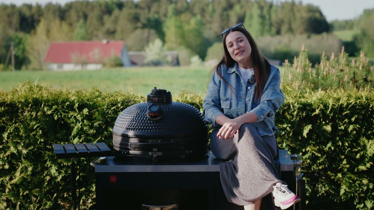 Kamado stalas GET RED