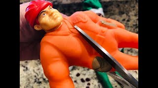 What&#39;s Inside Stretch Armstrong&#39;s Friend (Elf on the Shelf)