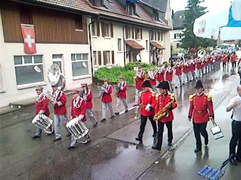 MG Wangen bei Olten nach Abbruch (Platzregen) der Marschmusik am KMF Wolfwil 2009
