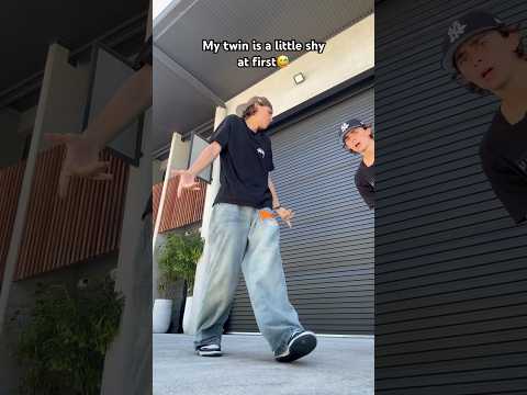 GIMME GIMME MORE x STEP ON UP! With my TWIN😨🕺😳