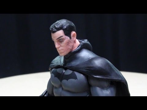 Arkham City Series 1 BATMAN(Infected): EmGo's DC Comics Reviews N' Stuff