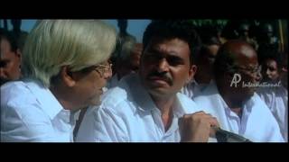 Dhool Tamil Movie - Vikram mixes contaminated water in juice