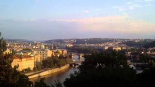 Emika - Miracles (Prelude)