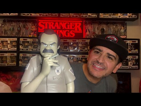 Stranger Things x Yusuke Hanai Coffee and Contemplation Hopper Figure