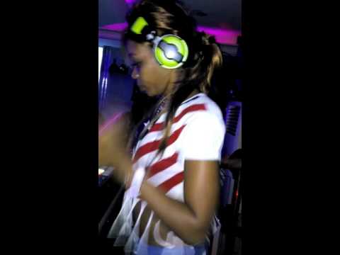 Official Dj Preddy: in the club