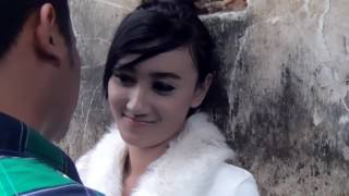 Download lagu SEGITIGA CINTA - ROHID FALAK mp3