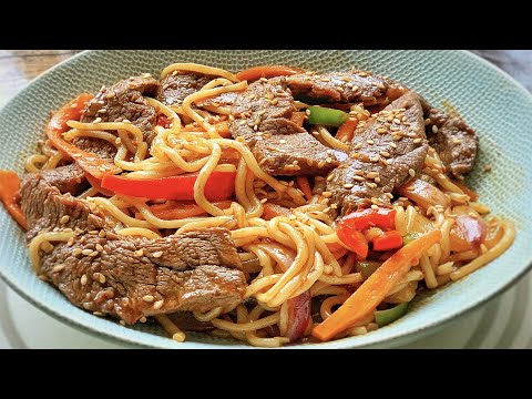 Stir-fried Asian Noodles with Butter and Vegetables