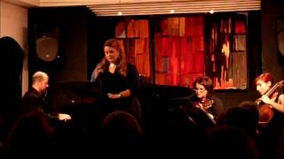 Mia nychta me to gazi - Olga Kessaris