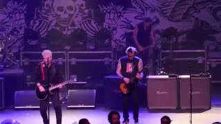 The Offspring - Kick Him When He&#39;s Down - Riverside CA 22-07-2016