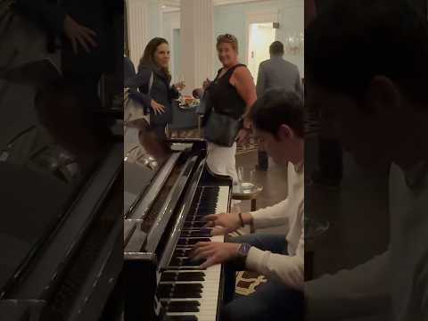 They weren’t expecting this #abba #piano #winnertakesitall