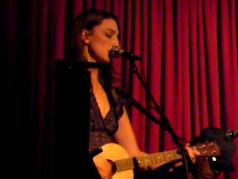 Sara Bareilles - Anchors Away (unreleased new song) live acoustic w/ukulele @ hotel cafe 010509