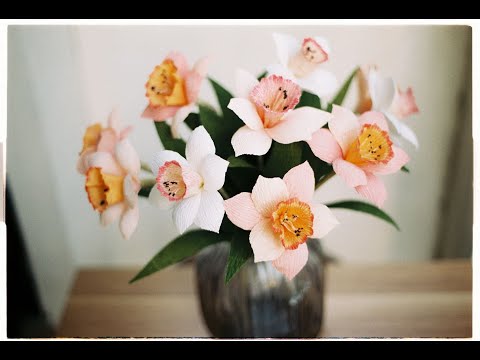 How to make Narcissus (Daffodil) Crepe Paper Flowers - Cách làm hoa thuỷ tiên bằng giấy nhún