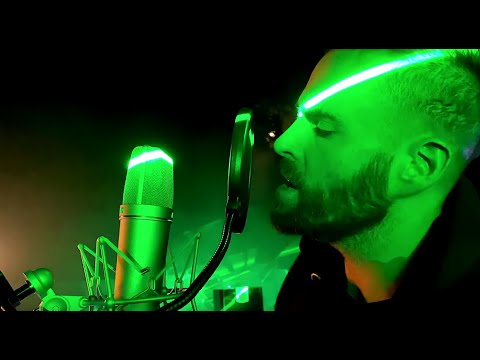 Gareth Emery - Welcome To Your Life (Official Live Video)