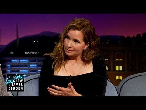 Lennon Parham Is Surrounded By Penises On 'Minx'