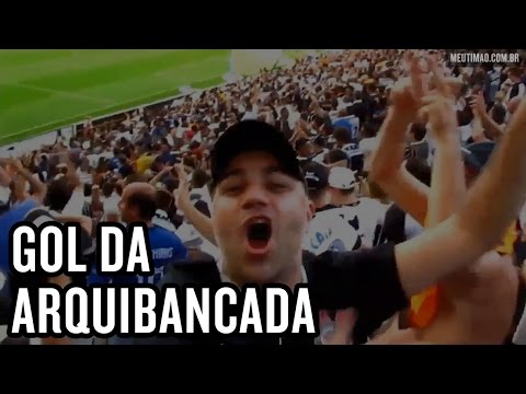 Gol do Corinthians filmado pela arquibancada