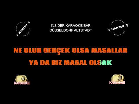 SEZEN AKSU & ÖZDEMİR ERDOĞAN - KÜÇÜK BİR AŞK MASALI * KARAOKE * LYRICS