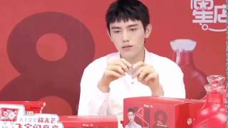 ENG SUB[INTERVIEW]20.6.7CHEN FEIYU TALKS ABOUT FUNNY THINGS WHEN FILMING HAOYIXING/JD LIVESTREAM video