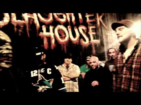 Antranormus vs Mossferatu