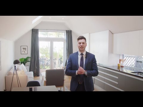 63 Brougham Street, Mount Victoria - Wellington (Michael Jones & Craig Lowe)