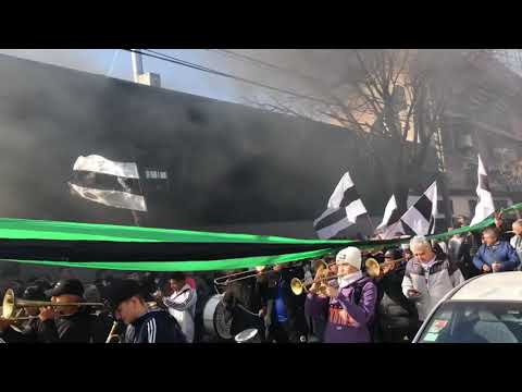 "PREVIA CON TRAPO ROBADO DE CHICAGO - ALL BOYS 3-0 CHICAGO - LA PESTE BLANCA" Barra: La Peste Blanca &bull; Club: All Boys