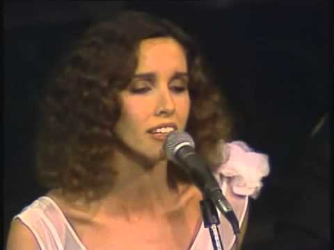 download lagu mp3 mp4 Ana Beln, download lagu Ana Beln gratis, unduh video klip Ana Beln