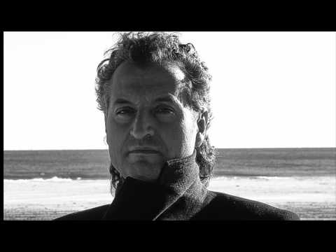 Maurizio Colonna plays Adagio