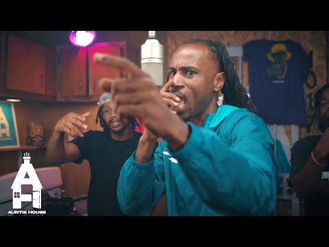 Shuicide Holla ft. Dre & Filthnem - Splash | Official Auntie House Performance 👵🏾🏡