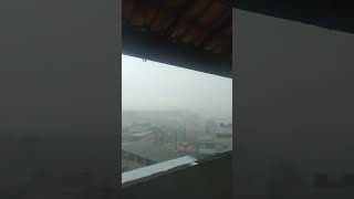 chuva muito forte aqui... #shorts