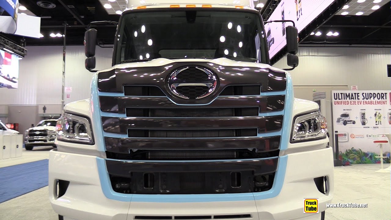 Hino XL8 Fuel Cell Truck 2022