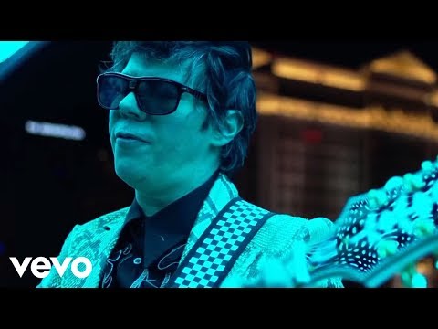 Maxi Trusso - Taste Of Love (By Fashion Tv)