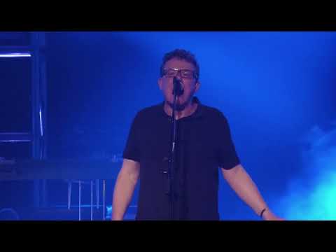 The Proclaimers I'm On My Way (Live in Leith)