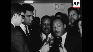 Heavyweight champion Muhammad Ali got together with civil rights leader Martin Luther King for a fri