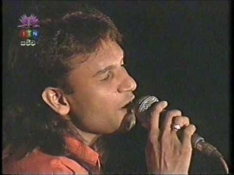 Hada Handala - Athula Adikari with Seneth Band (ITN Independence Day 2000 Live Show)