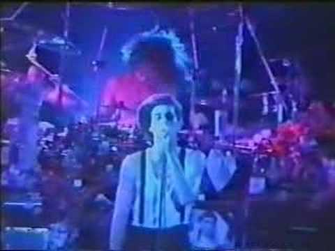 Videoclip de Of Course (Live) — Jane's Addiction