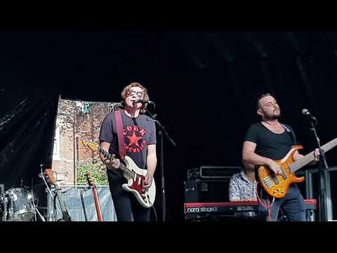 DD Allen - 'Just a Little More'