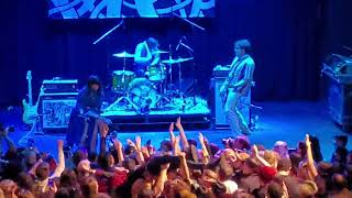 Marissa shreds, screams - Boyfriend - Screaming Females