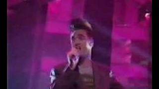 Morrissey - Everyday Is Like Sunday TOTP 1988