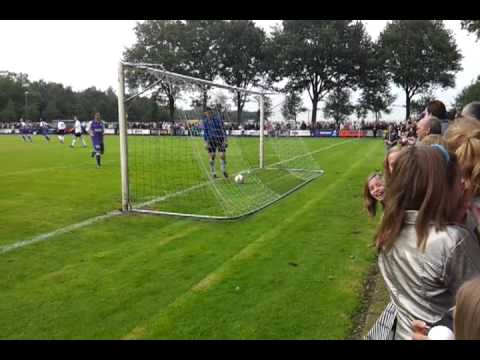 RKDSV Diessen - Willem II - Oefenwedstrijd - 0-8 - 25-6-2011