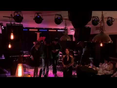 Ivan Popov sings Barry White at Makarevich's Jam Club