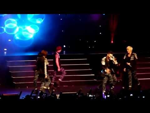010914 U KISS First US Tour in NYC - DORADORA [HD fancam]