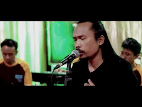 Arya Satria Feat. Om New Pallapa - Ditinggal Pas Sayang Sayange | Dangdut (Official Music Video)
