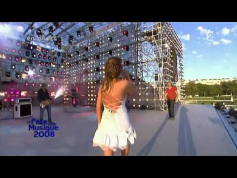 Enrique Iglesias & Nadiya   - Tired Of Being Sorry  La Fete De La Musique 2008