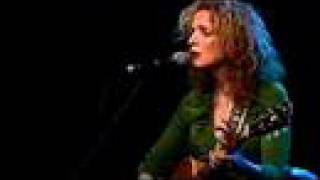 Patty Griffin and Natalie Maines - Mary