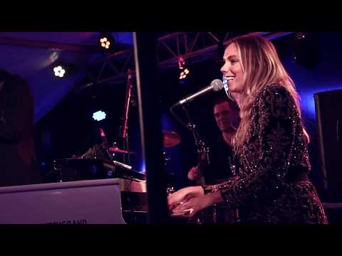 The Royal Piano show - Duelling pianos UK - Party Band