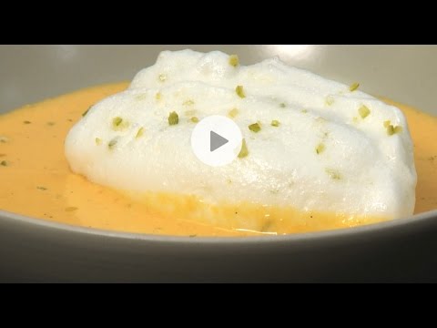 Recette d'île flottante aux agrumes et crème de carotte à la vanille