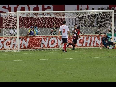 Bahia 1 X 5 Vitória. Gols de Cajá, Biancucchi, Michel e Vander.