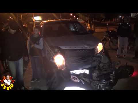 Acidente entre carro e moto no centro de Juquitiba deixa uma pessoa ferida