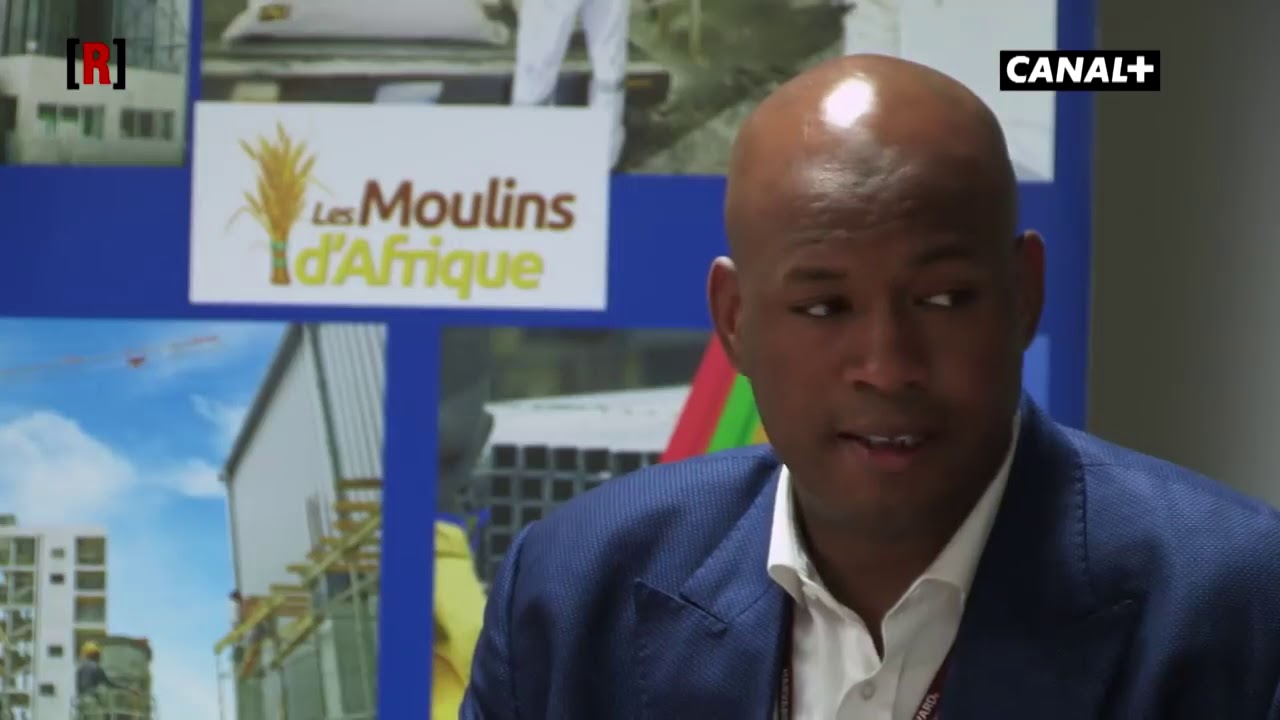 Alt Text: A detailed infographic comparing the key features of two software platforms, highlighting their differences in p...