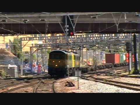 ** EXCLUSIVE** 86637 In Powerhaul Livery + 86632 Pass Strafrord On 4M54 With 3Tone Horn!